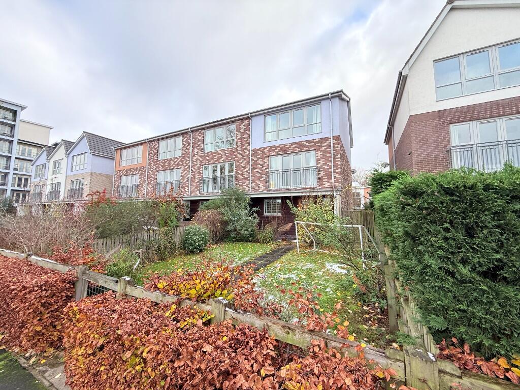 Main image of property: Riverside Row, Gateshead, Tyne And Wear, NE8