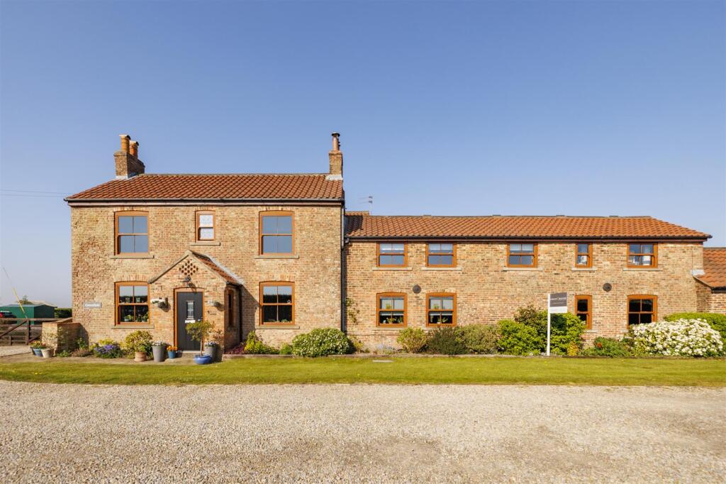 Main image of property: Thirsk Road, Easingwold, York