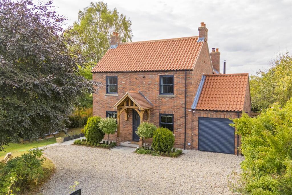 Main image of property: Aldwark, York