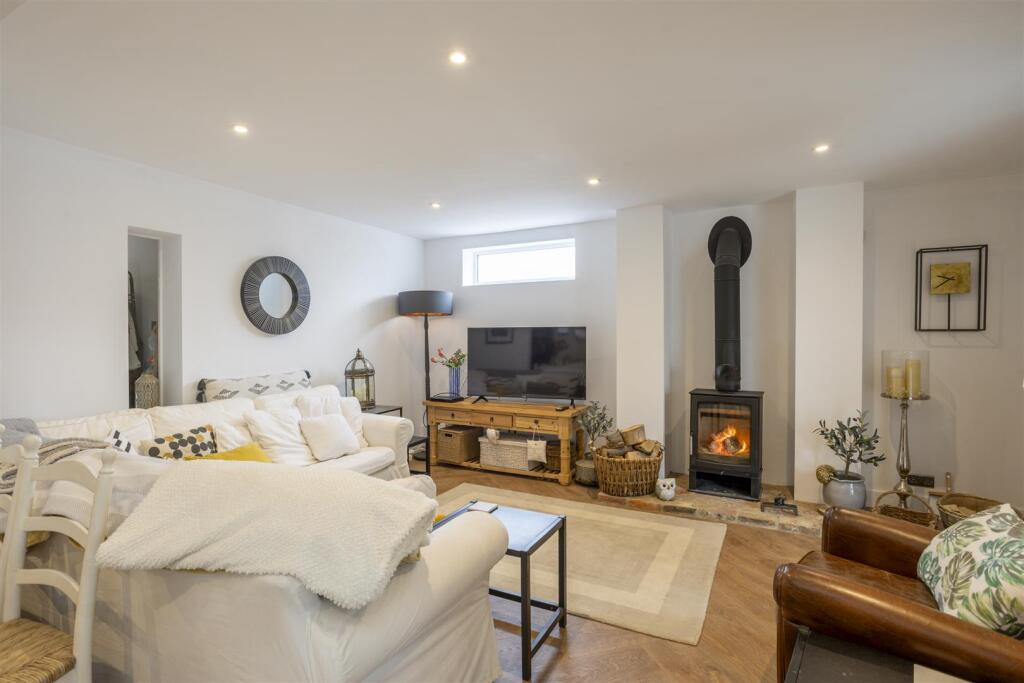 Main image of property: Back Lane, Easingwold, York