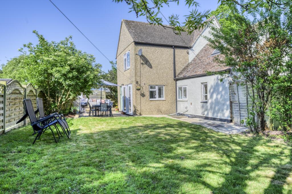 Main image of property: Horseshoe Cottage, 10 Malmesbury Road, Leigh, SN6