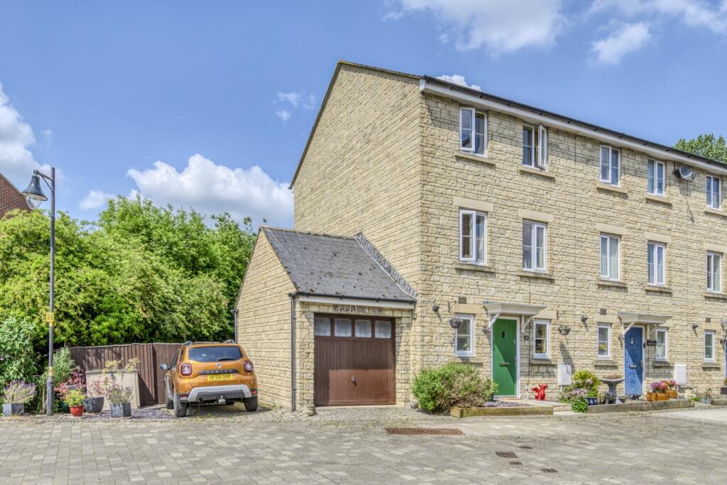Main image of property: Brean Road, Swindon, SN25