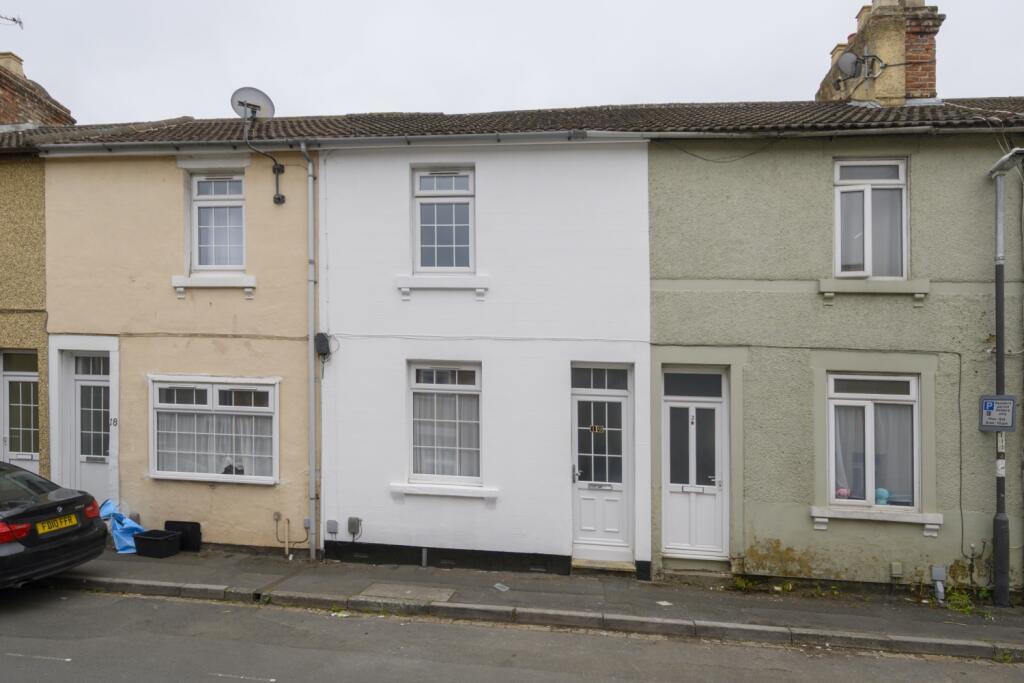 Main image of property: Cross Street, Swindon, SN1