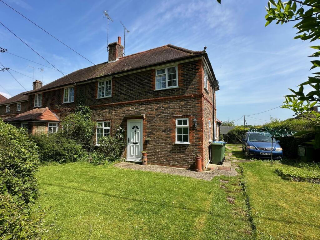 3 bedroom semidetached house for sale in Shipley Road, Southwater, RH13