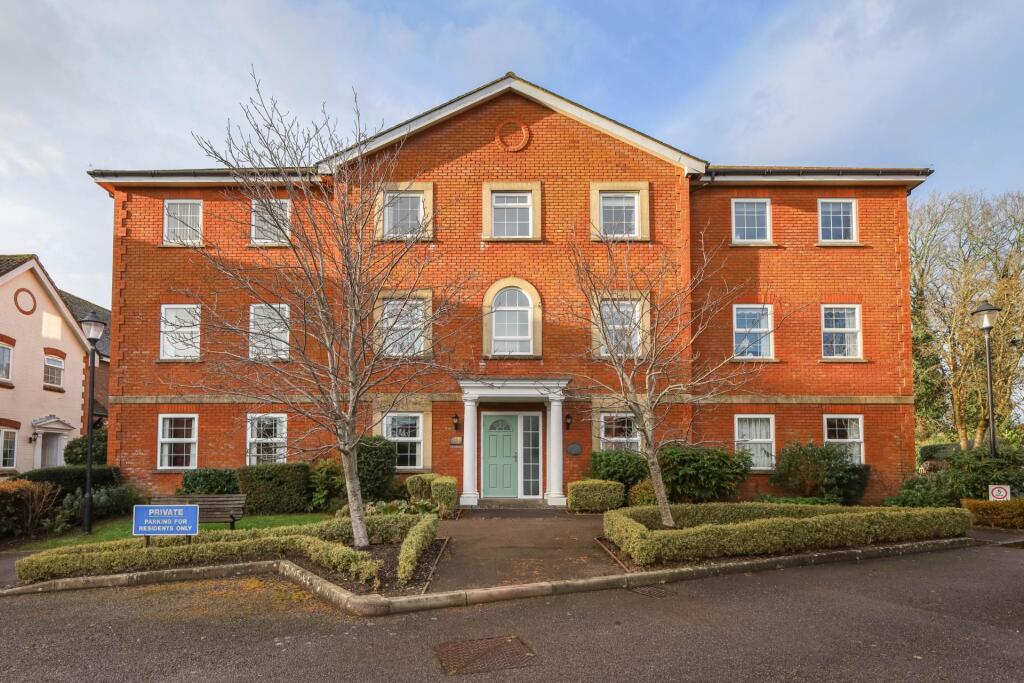 Main image of property: Chanctonbury Walk, Storrington