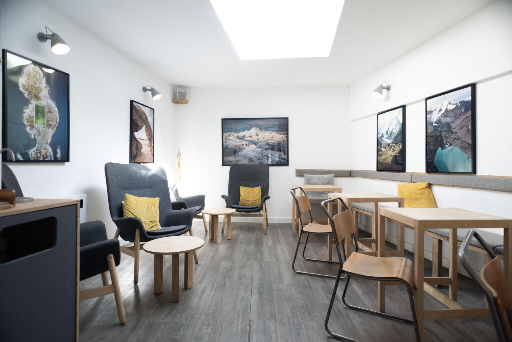 Main image of property: 16/16A Cotham Hill, Redland, Bristol, BS6 6LF