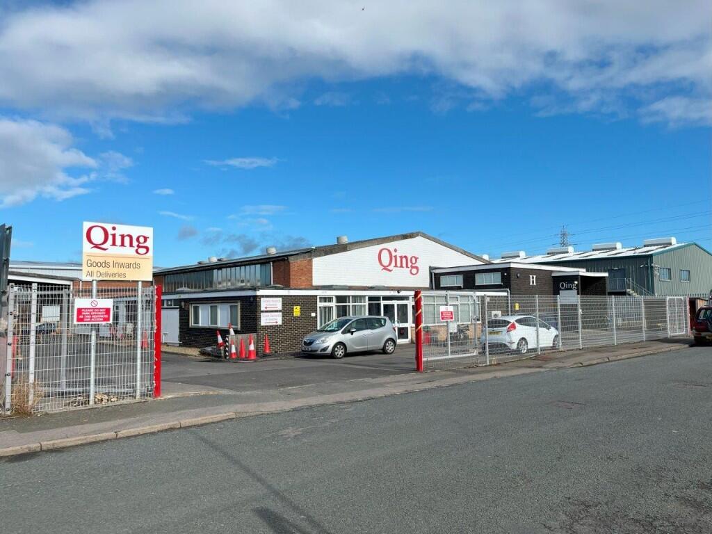 Main image of property: Unit H Kingsditch Trading Estate, Malmesbury Road, Cheltenham, Gloucestershire, GL51 9PL