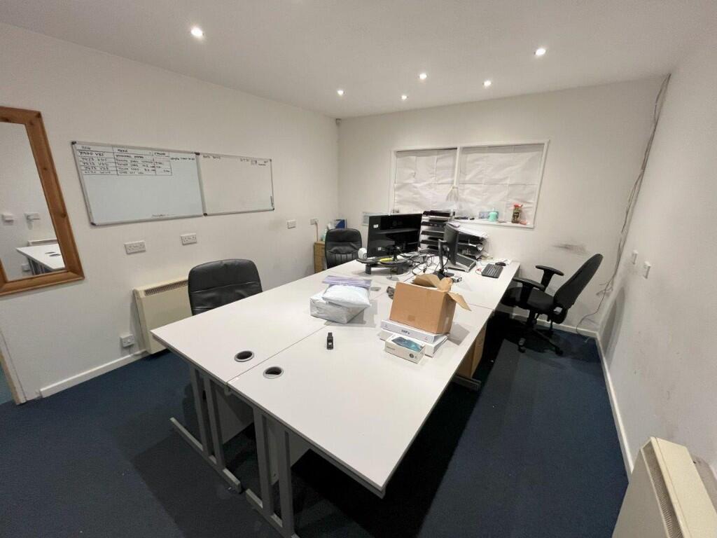 Main image of property: Unit 8 Avon Valley Business Park, Off St Anne's Road, Chapel Way, St Anne's Bristol BS4 4EUChapel Way, Bristol, BS4