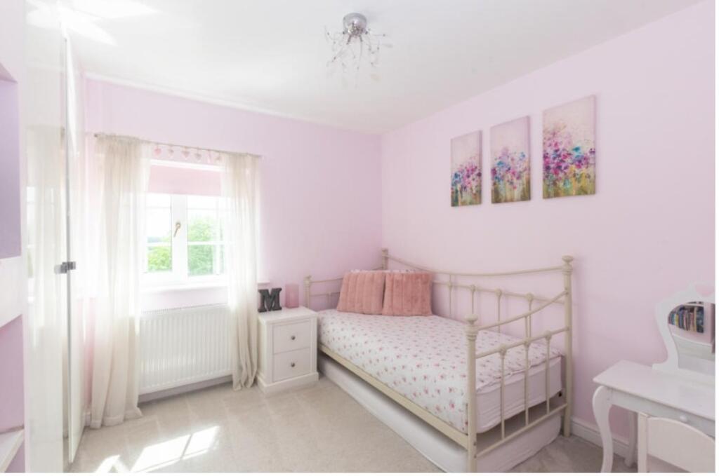 Additional property image - Fairfax Avenue, Drighlington, Bradford, West Yorkshire, BD11