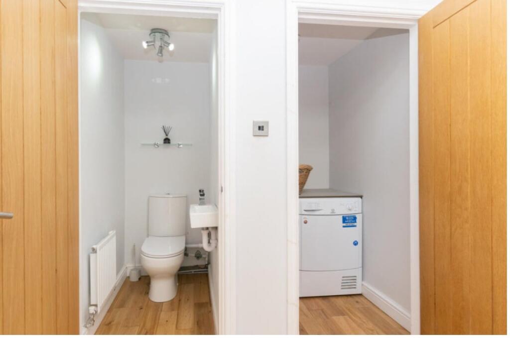 Additional property image - Fairfax Avenue, Drighlington, Bradford, West Yorkshire, BD11