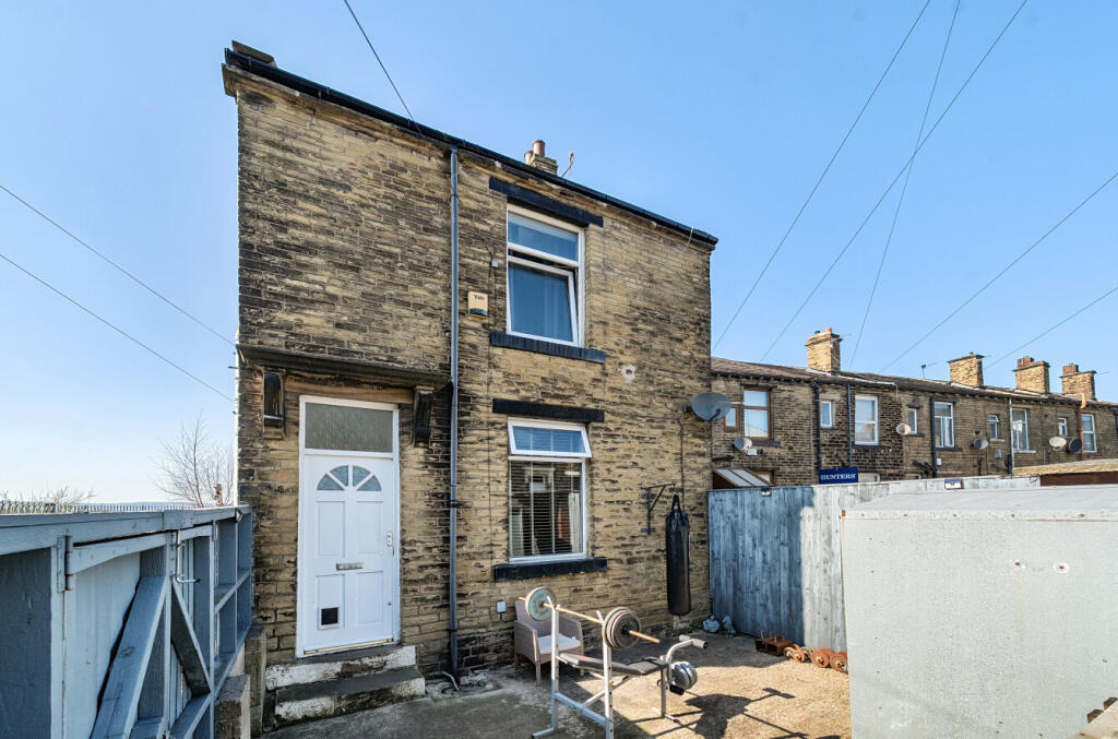 Main image of property: Cutler Heights Lane, Bradford, West Yorkshire, BD4