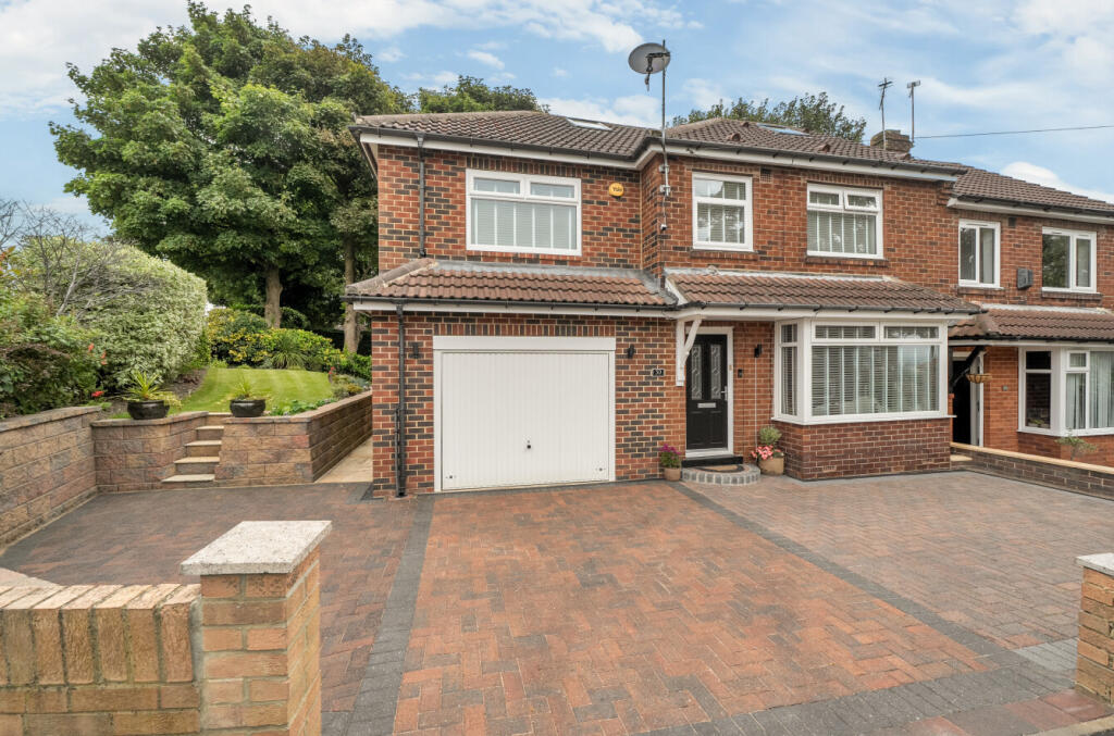 Main image of property: Sunnyridge Avenue, Pudsey, West Yorkshire, LS28