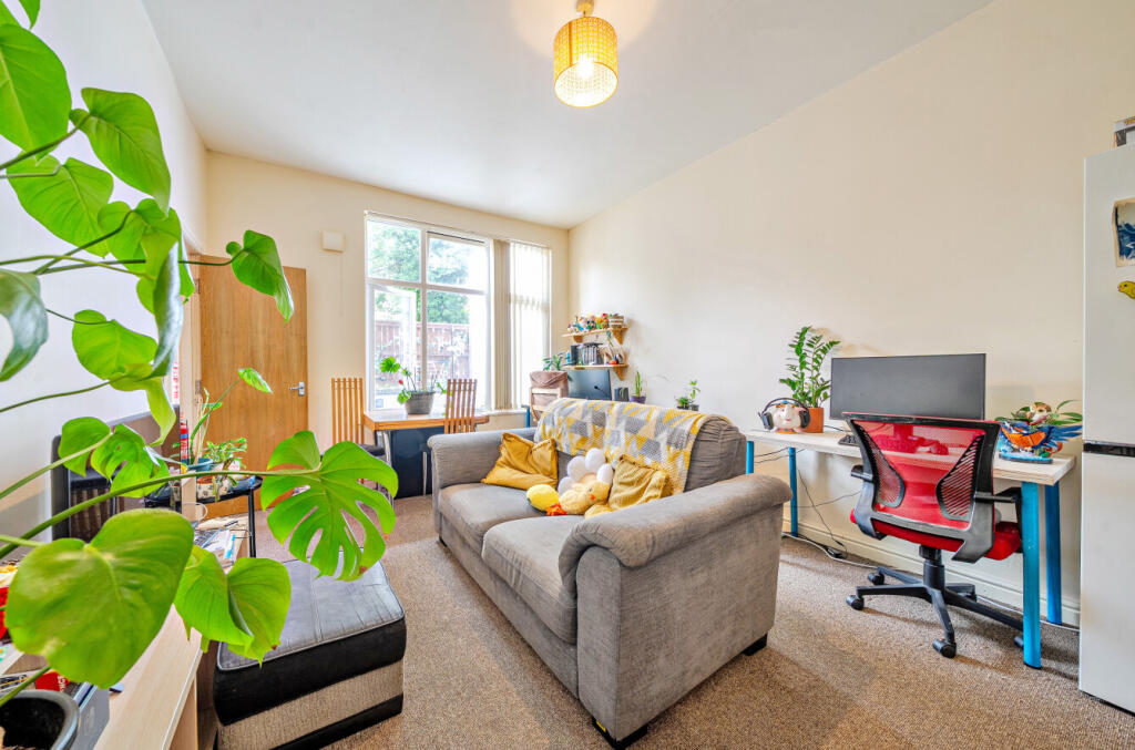 Main image of property: Stanningley Road, Leeds, LS12