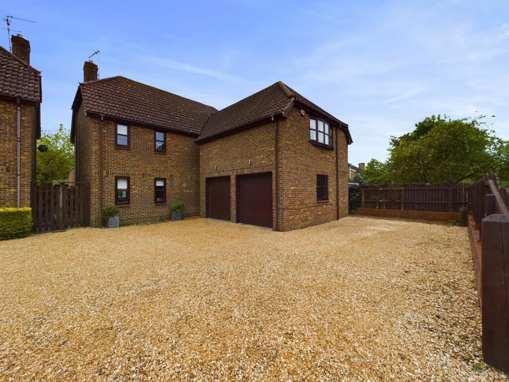 5 bedroom detached house for sale in Towcester Road, Whittlebury, NN12