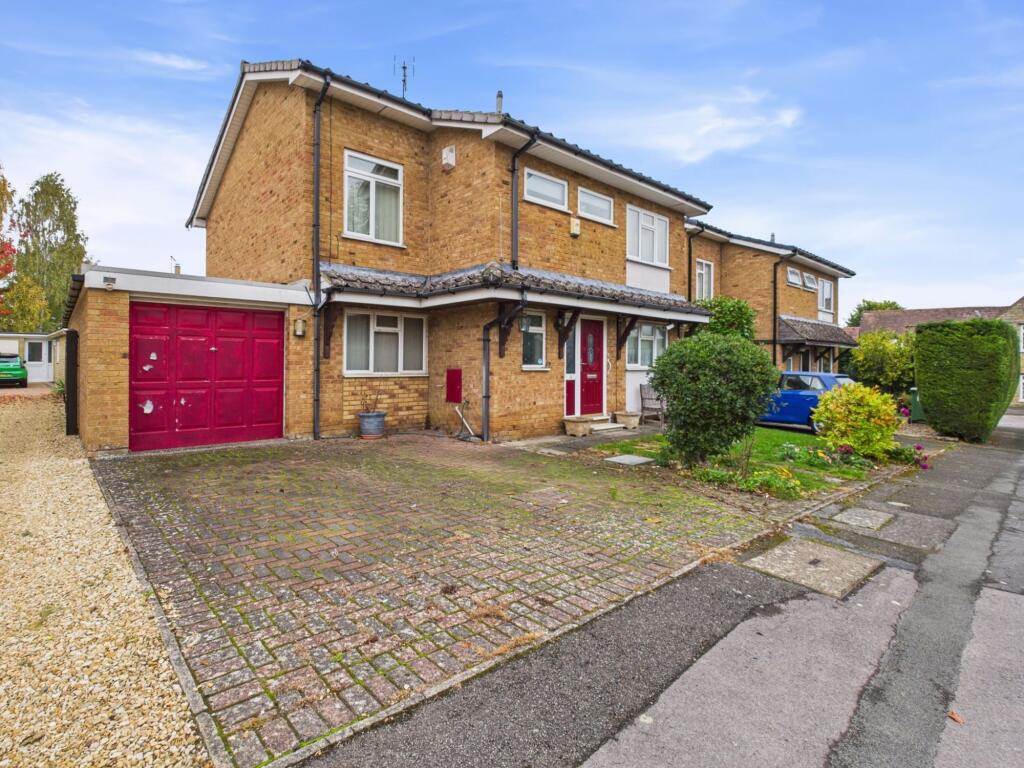 Main image of property: Home Close, Greens Norton, NN12