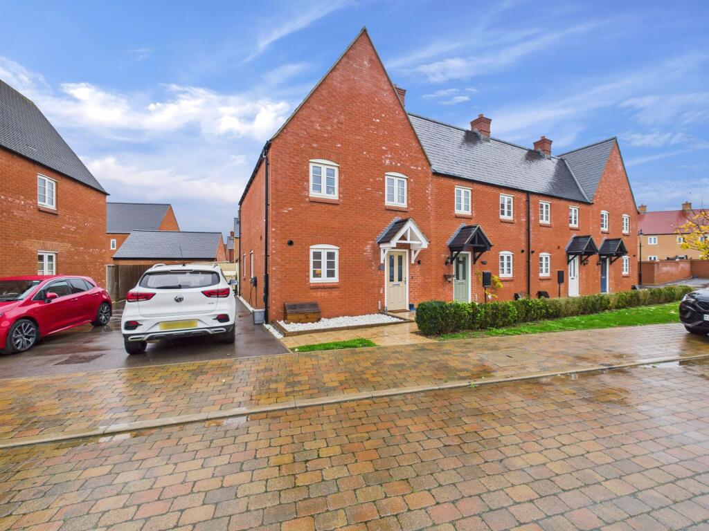 Main image of property: Fontwell Drive, Towcester, NN12