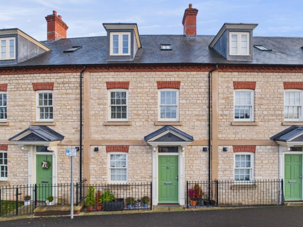 Main image of property: Northampton Road, Towcester, NN12