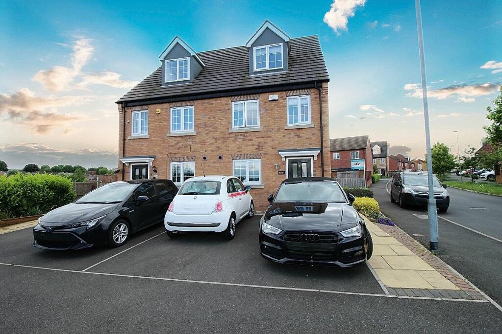 3 bedroom semidetached house for sale in Gower Way, Rawmarsh