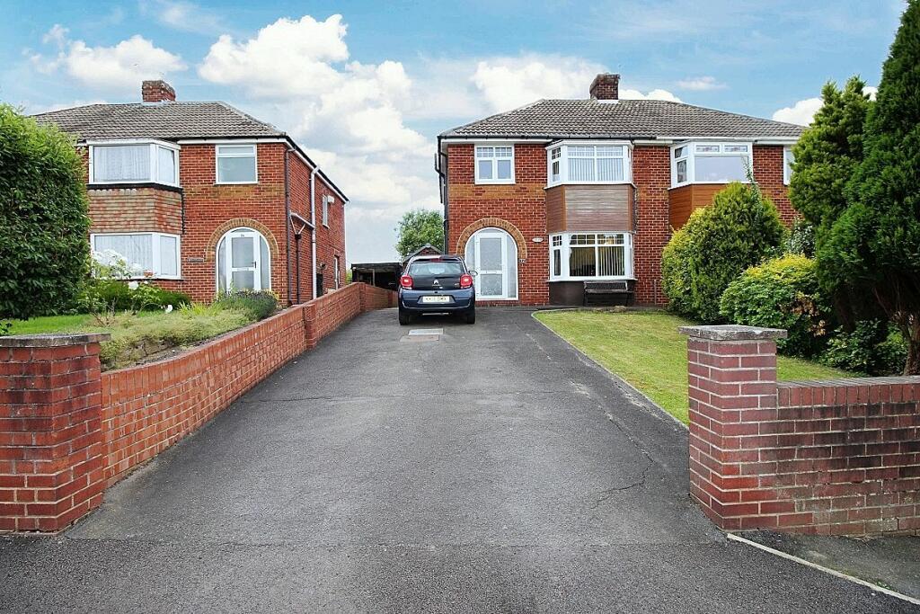 3 bedroom semidetached house for sale in Clayton Lane, Thurnscoe