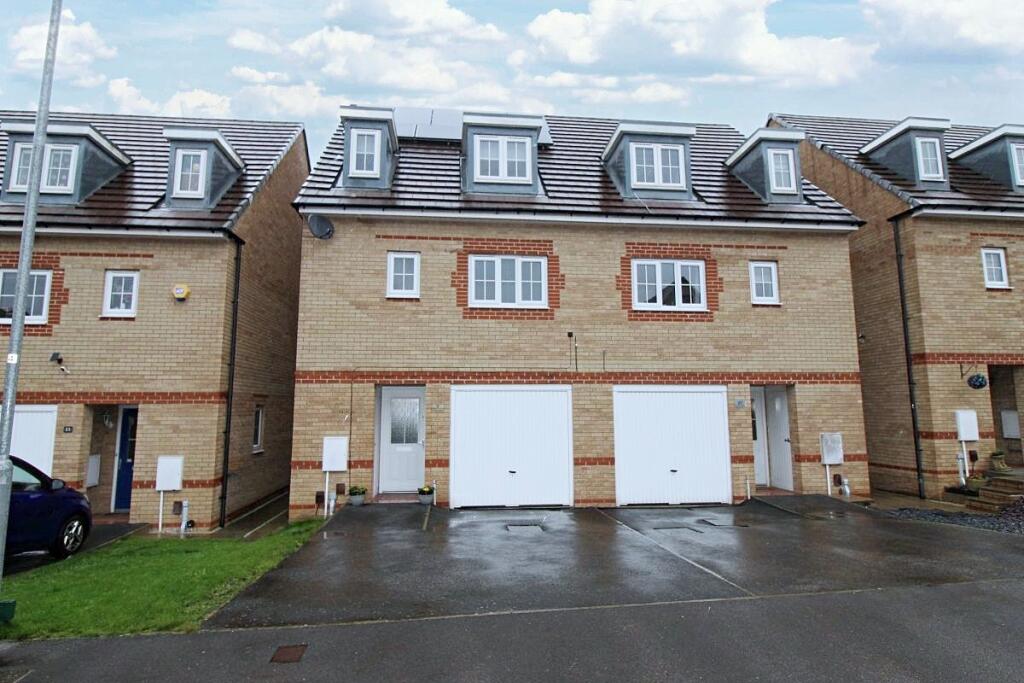 3 bedroom semi-detached house