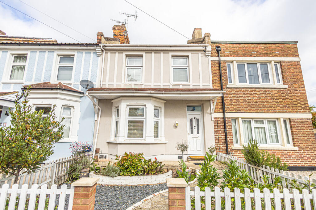 Main image of property: Bailey Road, Leigh-on-sea, SS9