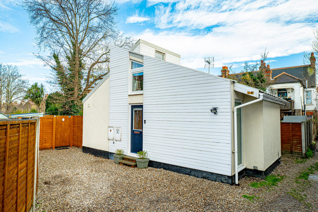 Main image of property: Beedell Avenue, Westcliff-on-sea, SS0