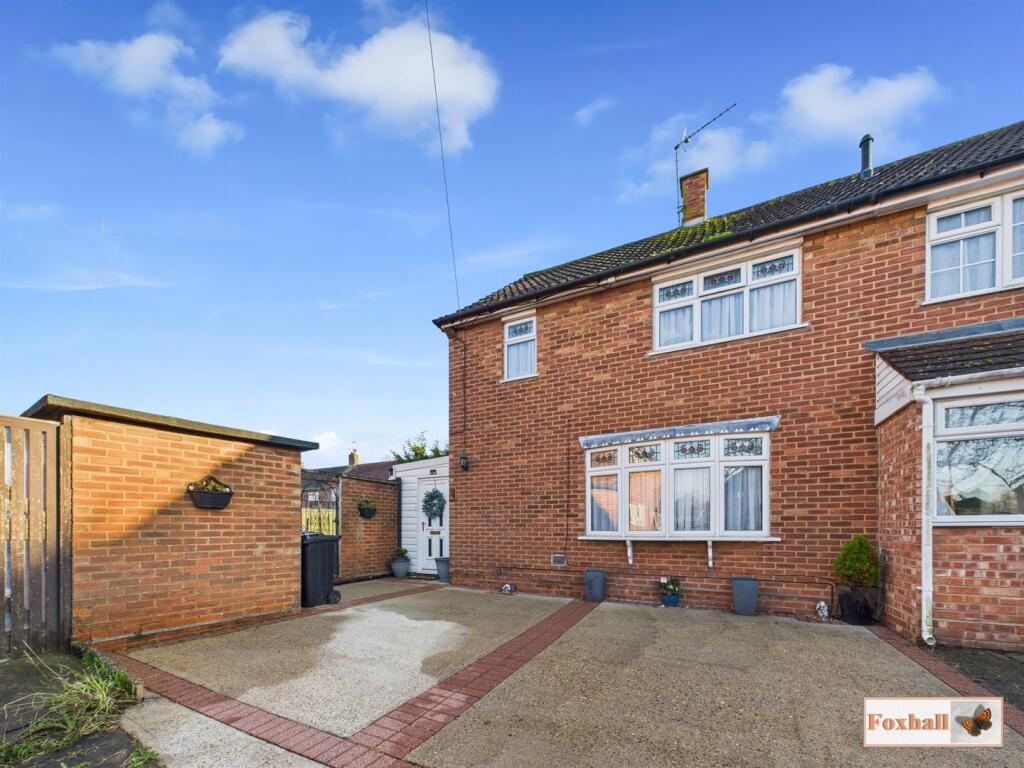 Main image of property: Teal Close, Ipswich