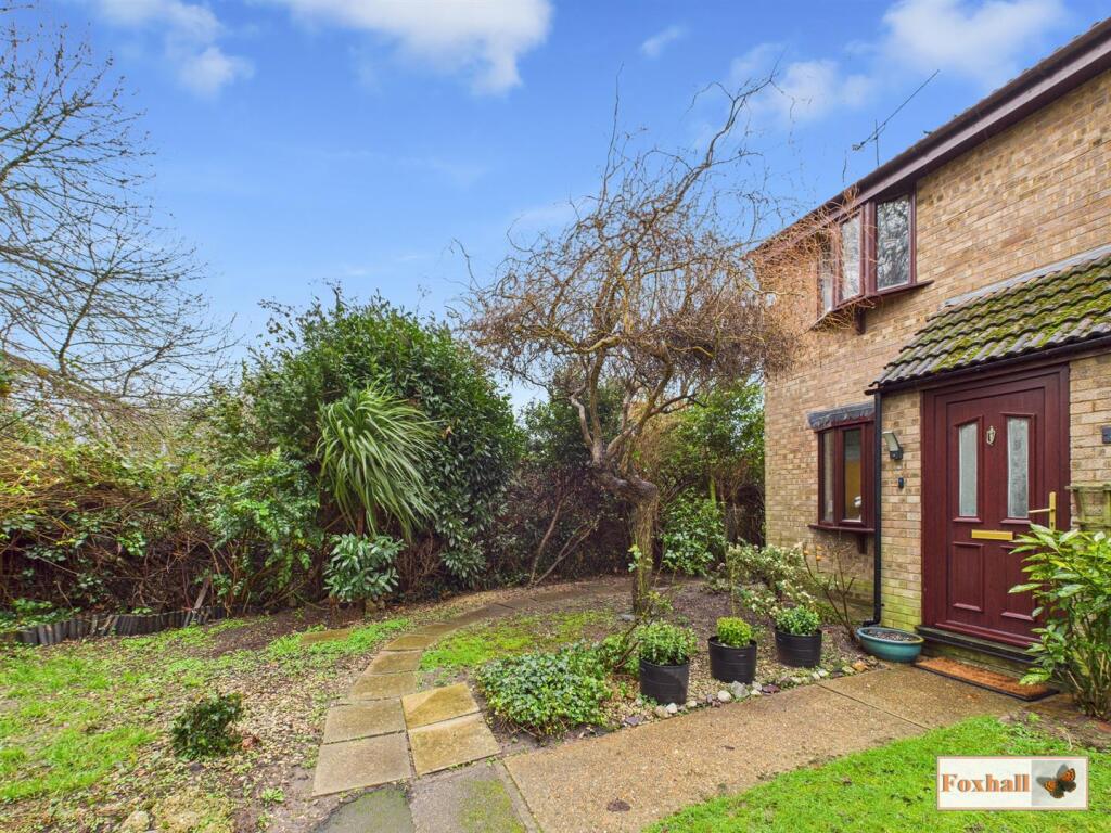 Main image of property: Yew Tree Rise, Pinewood, Ipswich