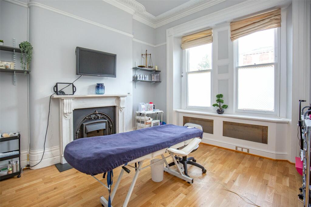 Additional property image - Alma Road, Clifton, Bristol, BS8