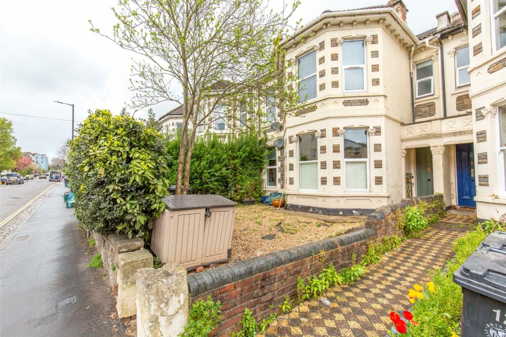 4 bedroom apartment for sale in Zetland Road, Bristol, BS6