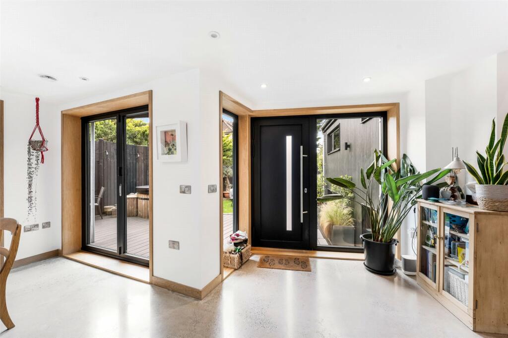 Additional property image - Courtlands Lane, Bristol, BS3