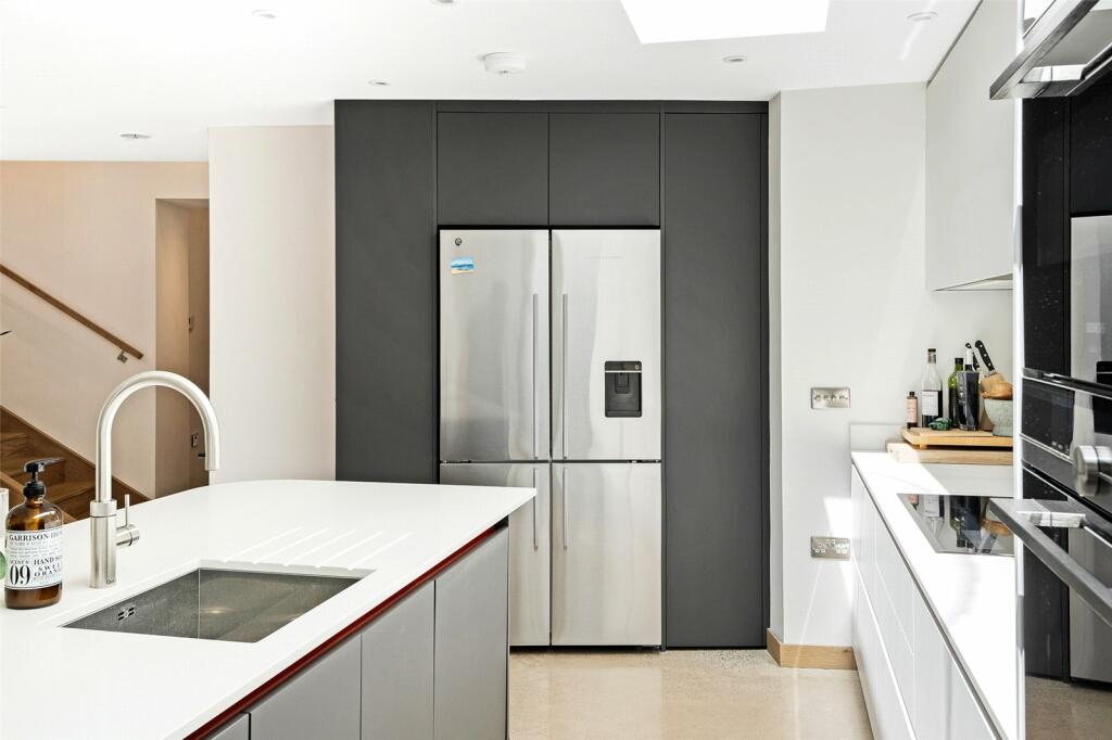 Additional property image - Courtlands Lane, Bristol, BS3