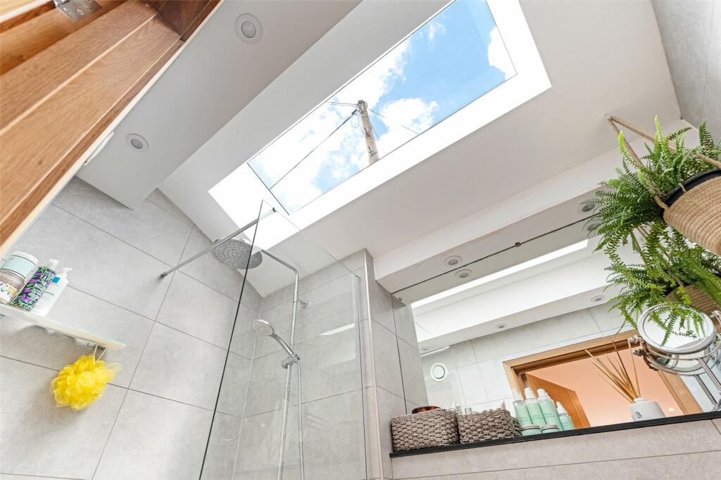 Additional property image - Courtlands Lane, Bristol, BS3
