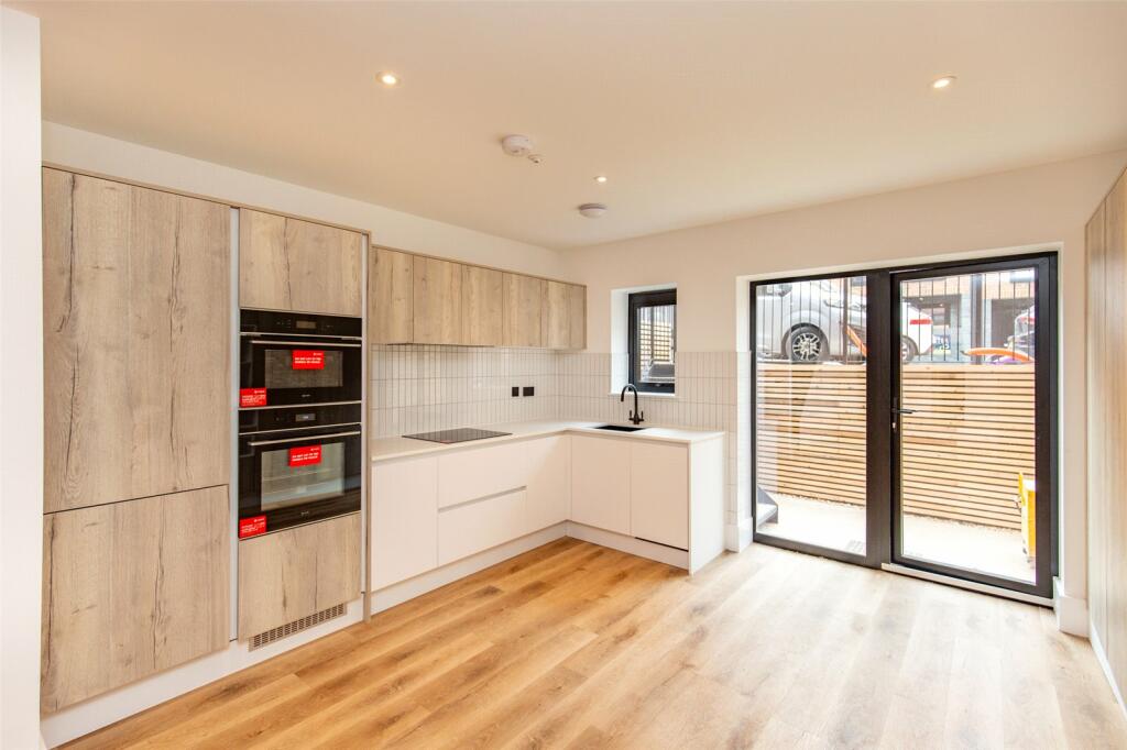Additional property image - New Hawkins Street, Bristol, BS2