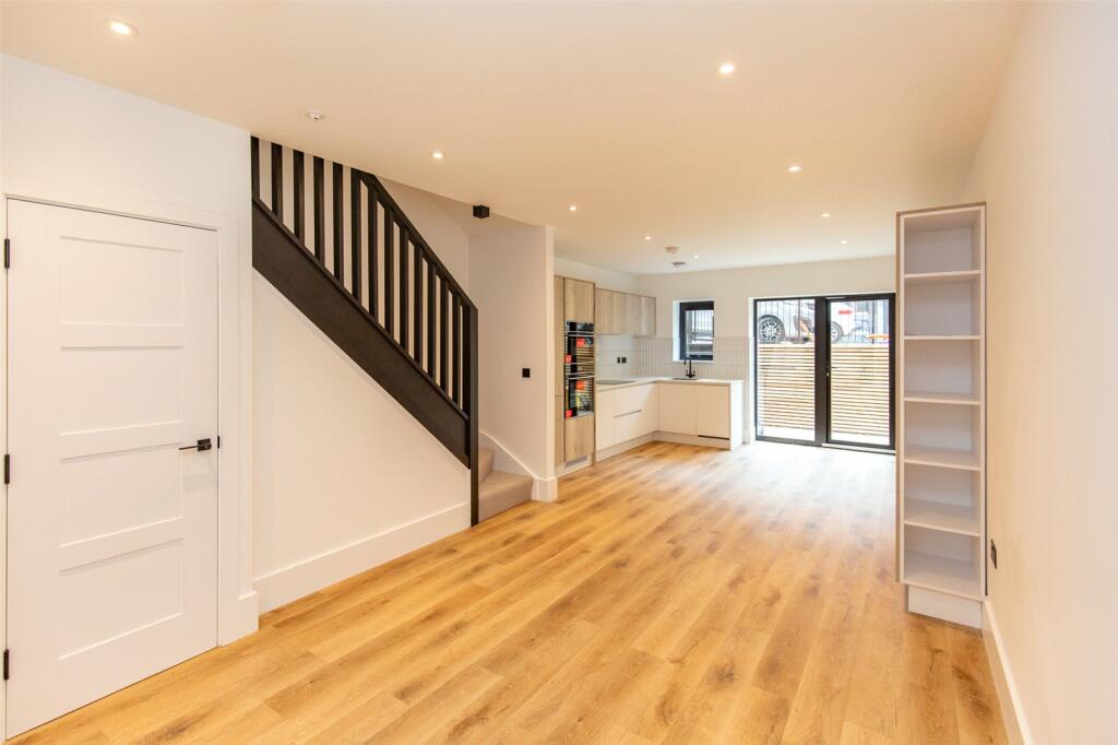 Additional property image - New Hawkins Street, Bristol, BS2