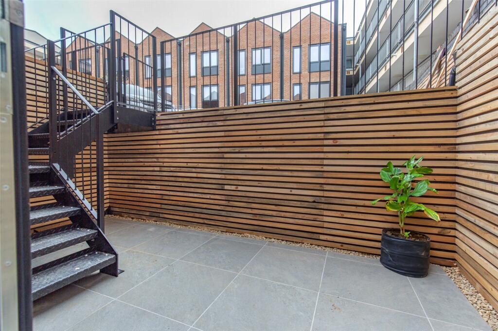 Additional property image - New Hawkins Street, Bristol, BS2