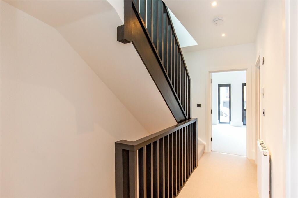 Additional property image - New Hawkins Street, Bristol, BS2