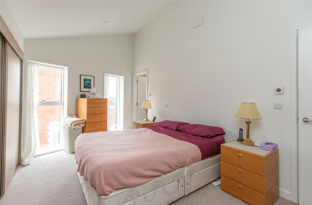 Additional property image - Redland Hill, Redland, Bristol, BS6