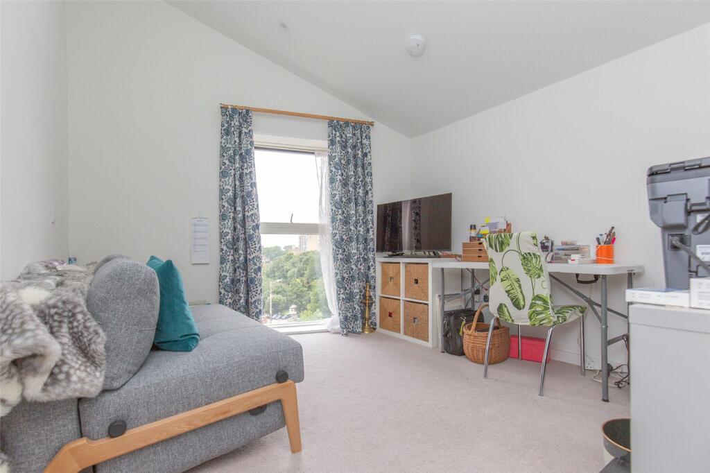 Additional property image - Redland Hill, Redland, Bristol, BS6
