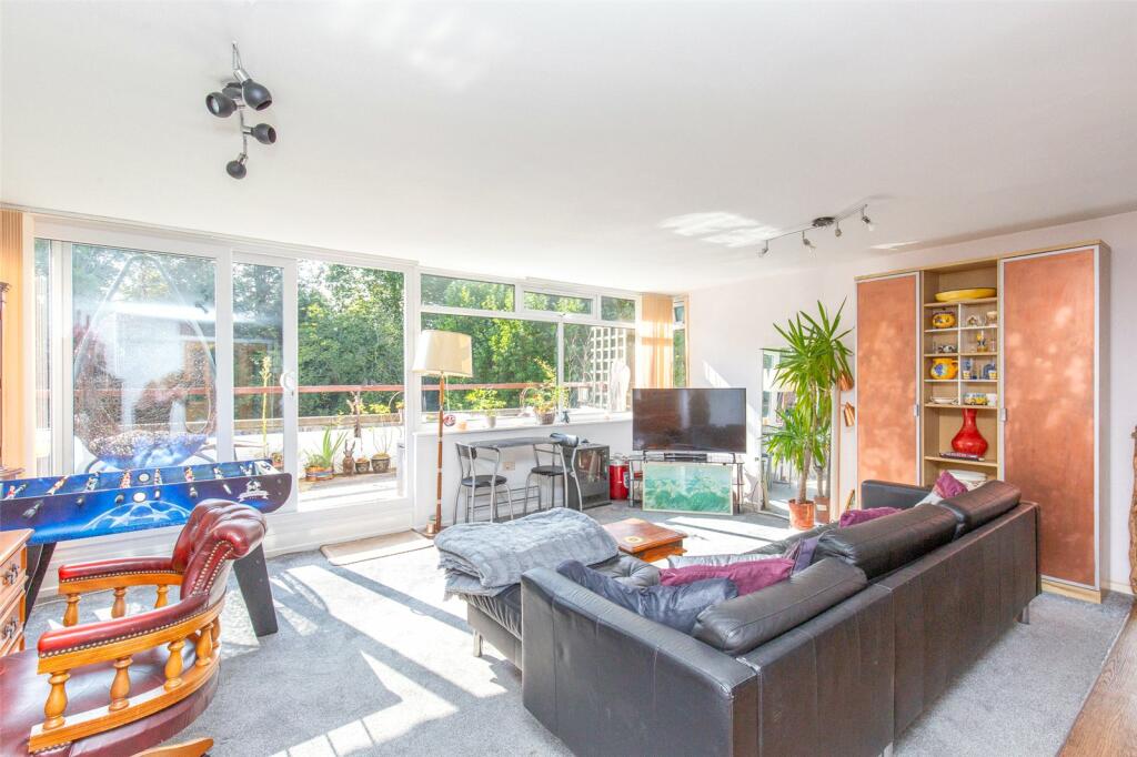 Additional property image - Druid Woods, Avon Way, Bristol, BS9
