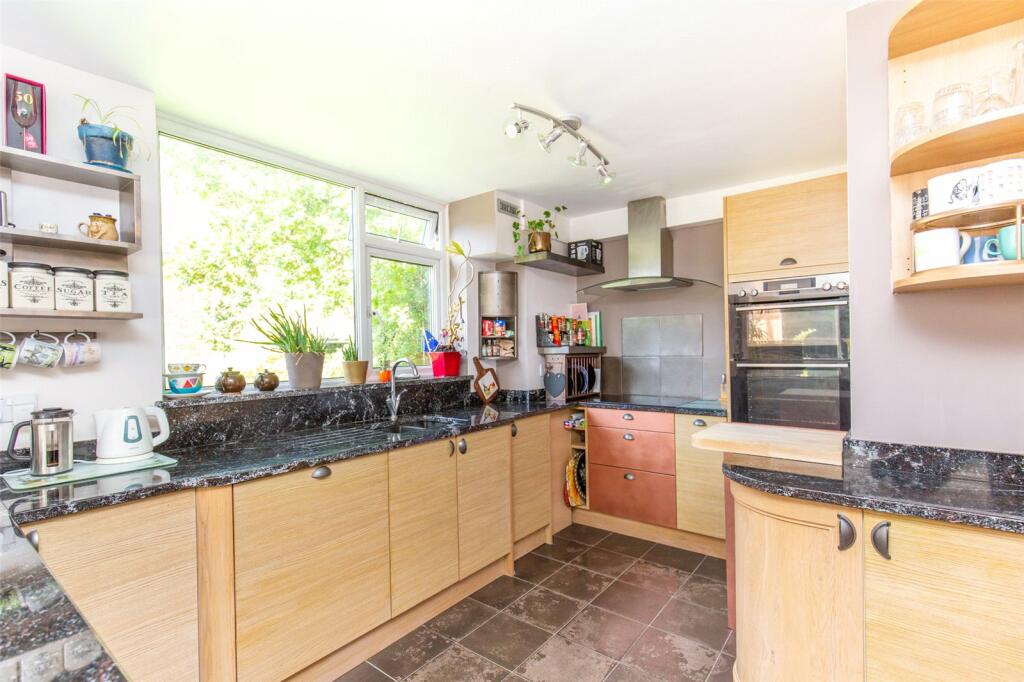 Additional property image - Druid Woods, Avon Way, Bristol, BS9