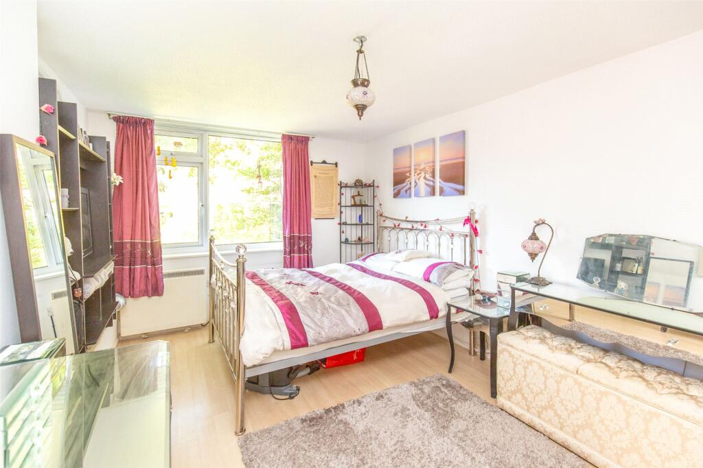 Additional property image - Druid Woods, Avon Way, Bristol, BS9
