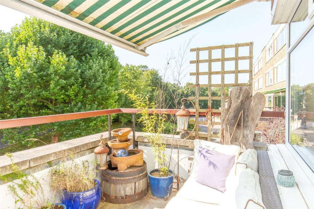 Additional property image - Druid Woods, Avon Way, Bristol, BS9