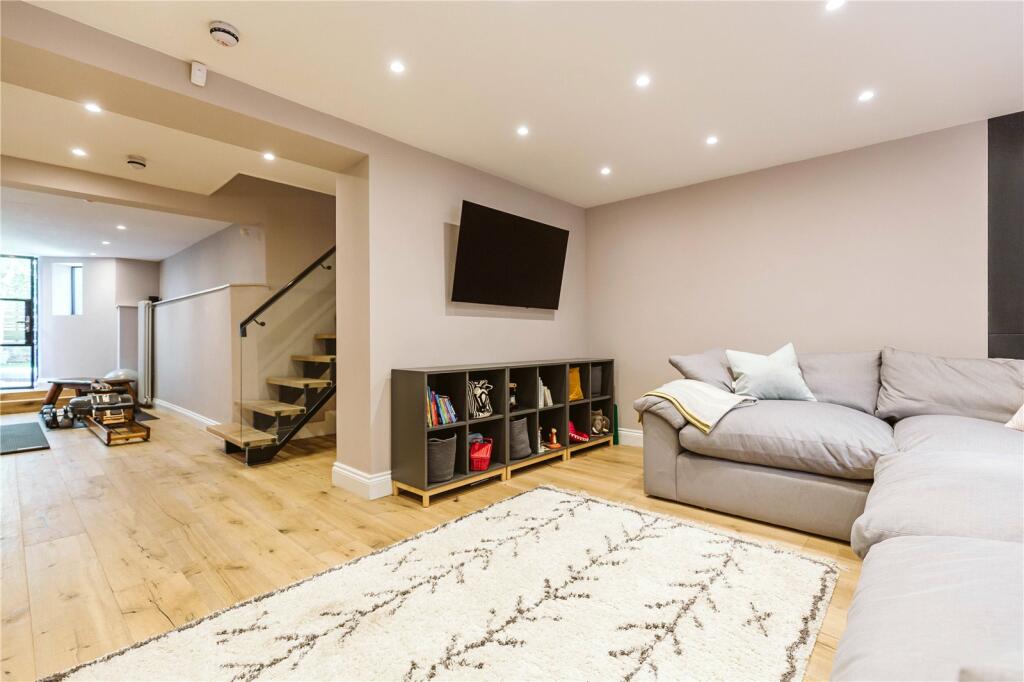 Additional property image - Hartington Park, Redland, Bristol, BS6