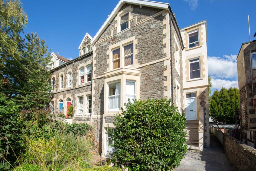 Main image of property: Elliston Road, Bristol, BS6