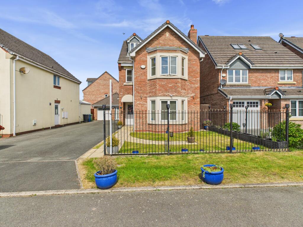 Main image of property: Buttercup Close, Great Sankey, Warrington, WA5