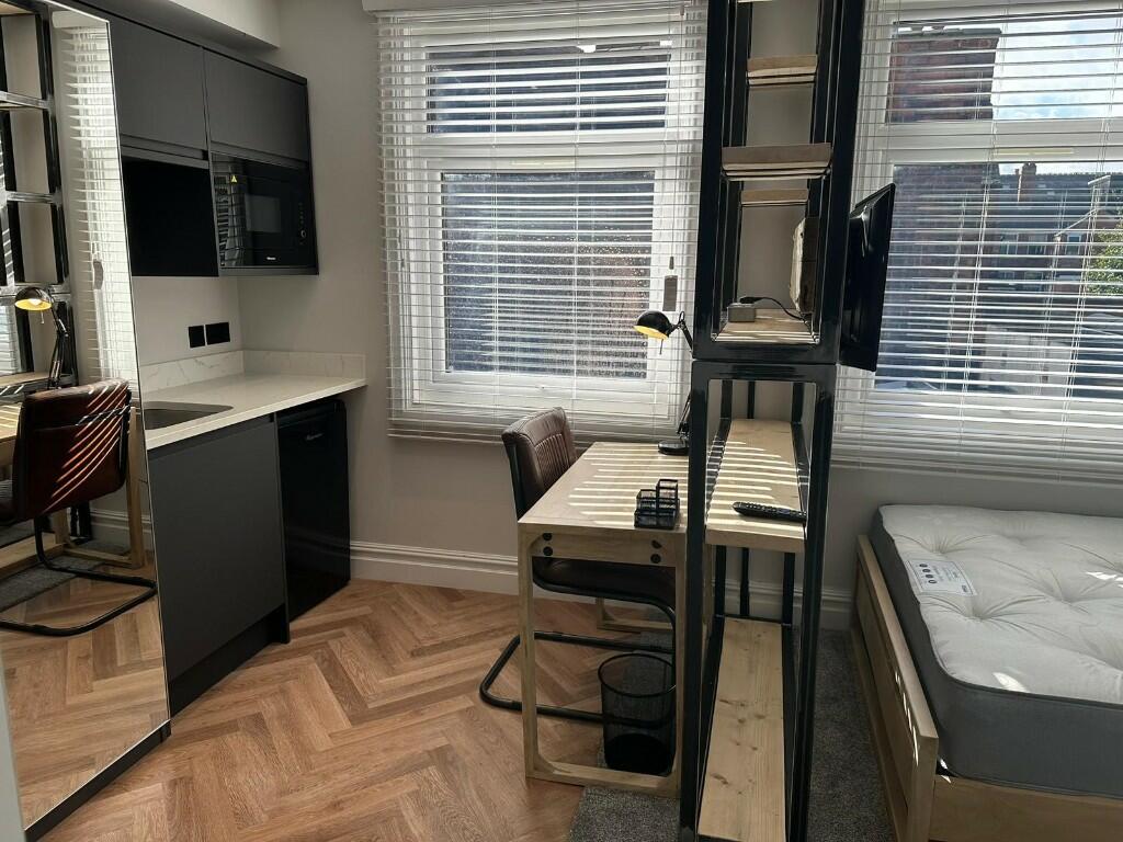 Additional property image - Reservoir Road, Birmingham, B16