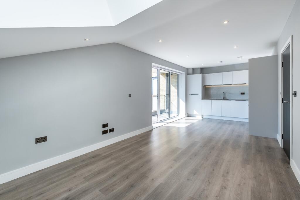 Main image of property: 133 Kilburn Lane London W10