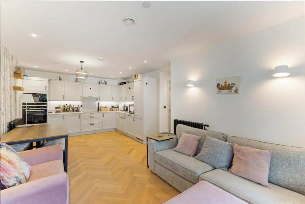 Main image of property: 30 Park Avenue London NW2
