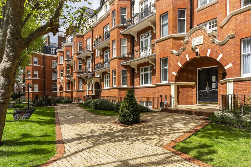 Main image of property: Elgin Avenue London W9